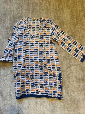 Roller Rabbit Patterned V-Neck Tunic with Navy & Orange Cat Motif